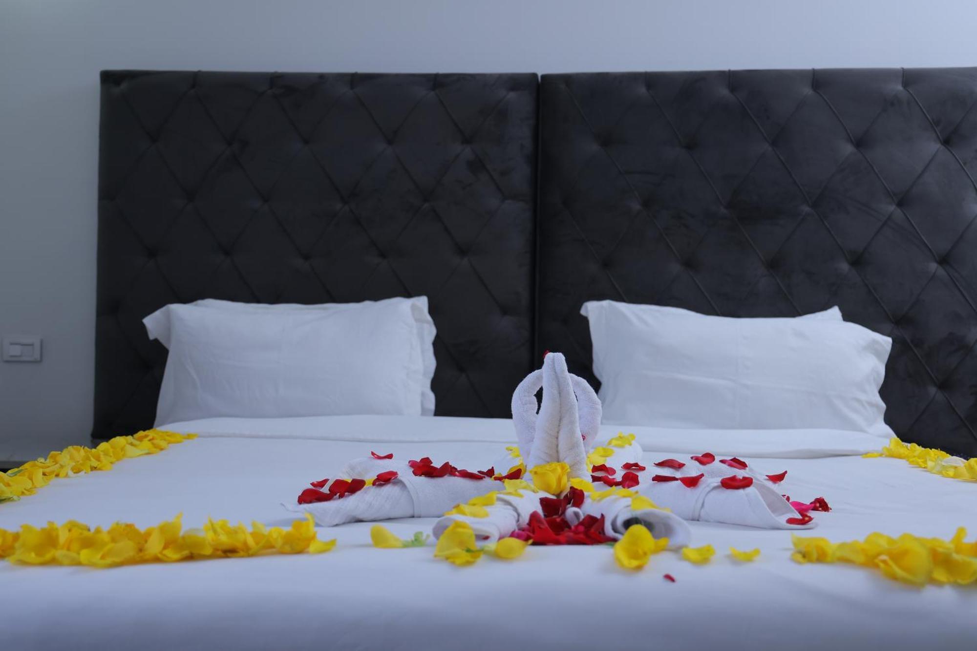 Trinity Hotel Аддис-Абеба Экстерьер фото